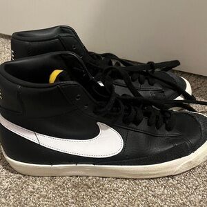 Black Nike Blazers